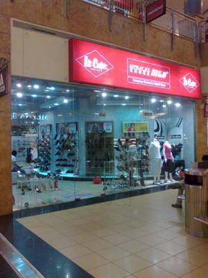 puma store sector 18 noida