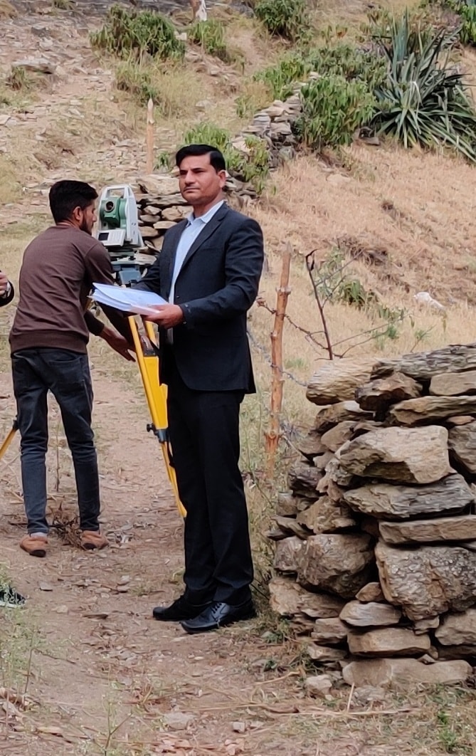 Er. Narinder Kumar - Founder & Lead Surveyor