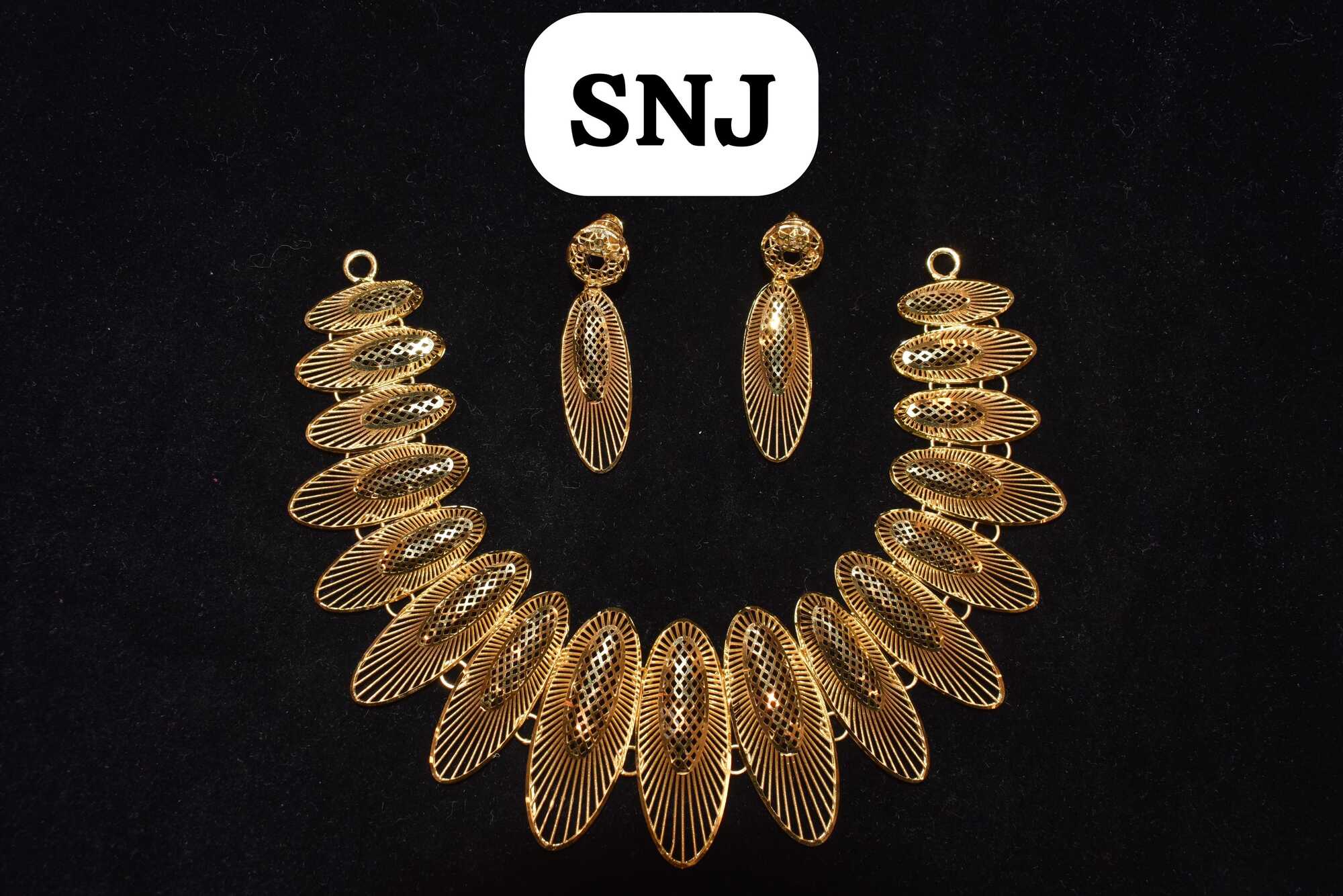 Patna Sree Hari Jewellers Shri Hari Shree Saya Jewellers Gold