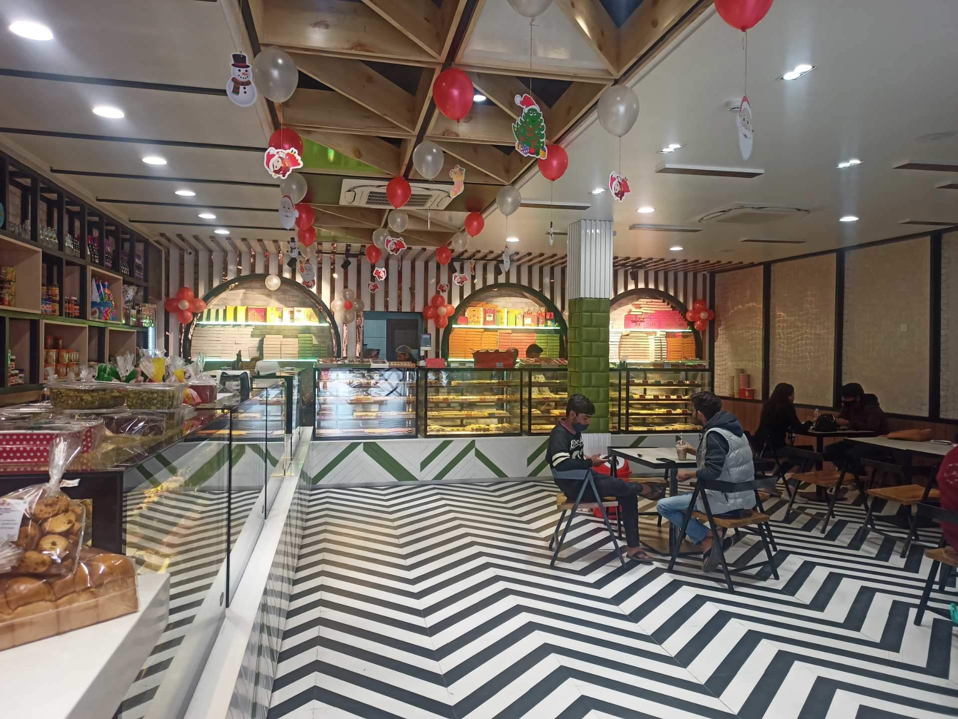 Share more than 68 cake town pratapgarh best in.daotaonec