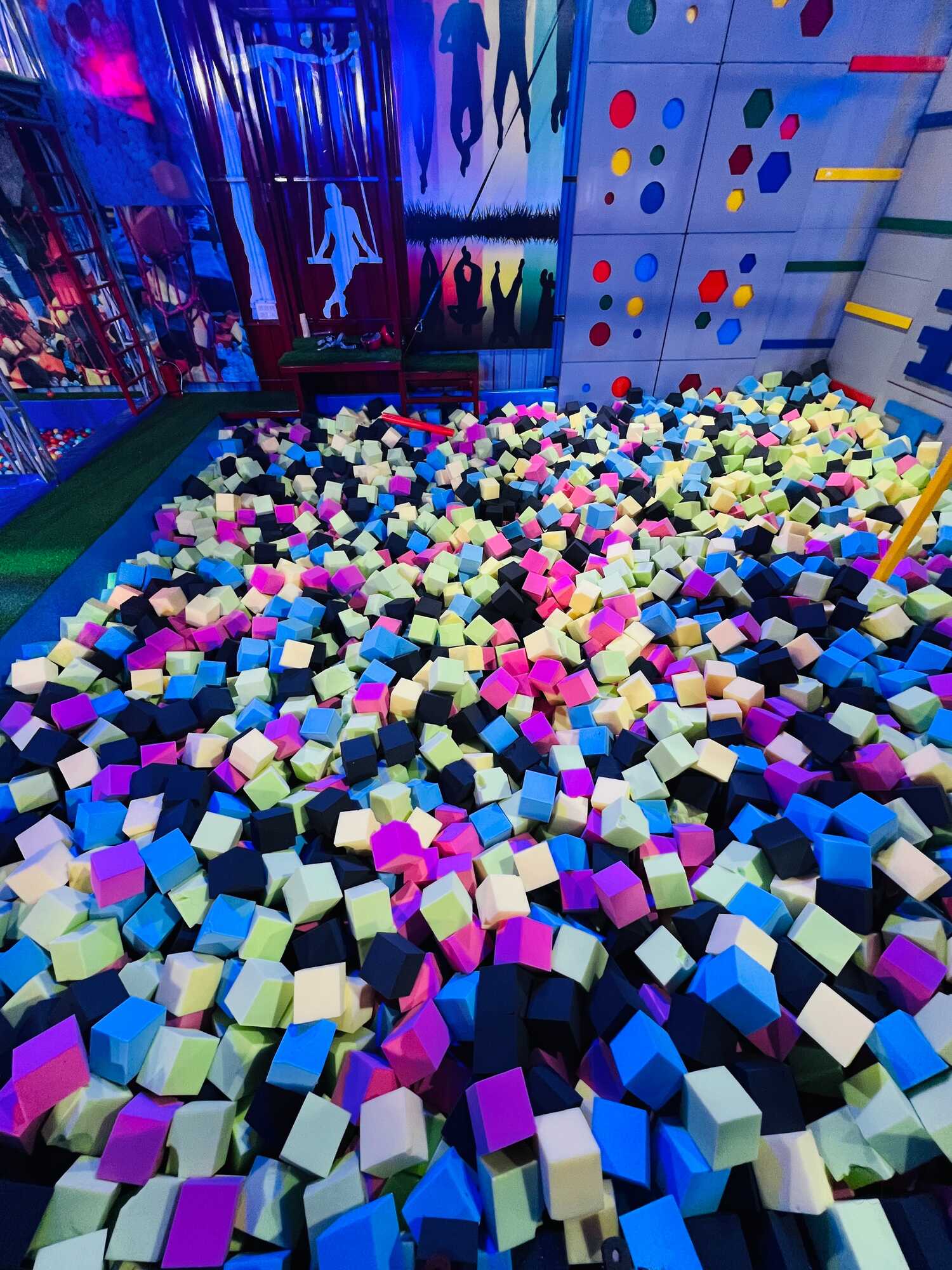 Jump Parks in Nankude Vasti