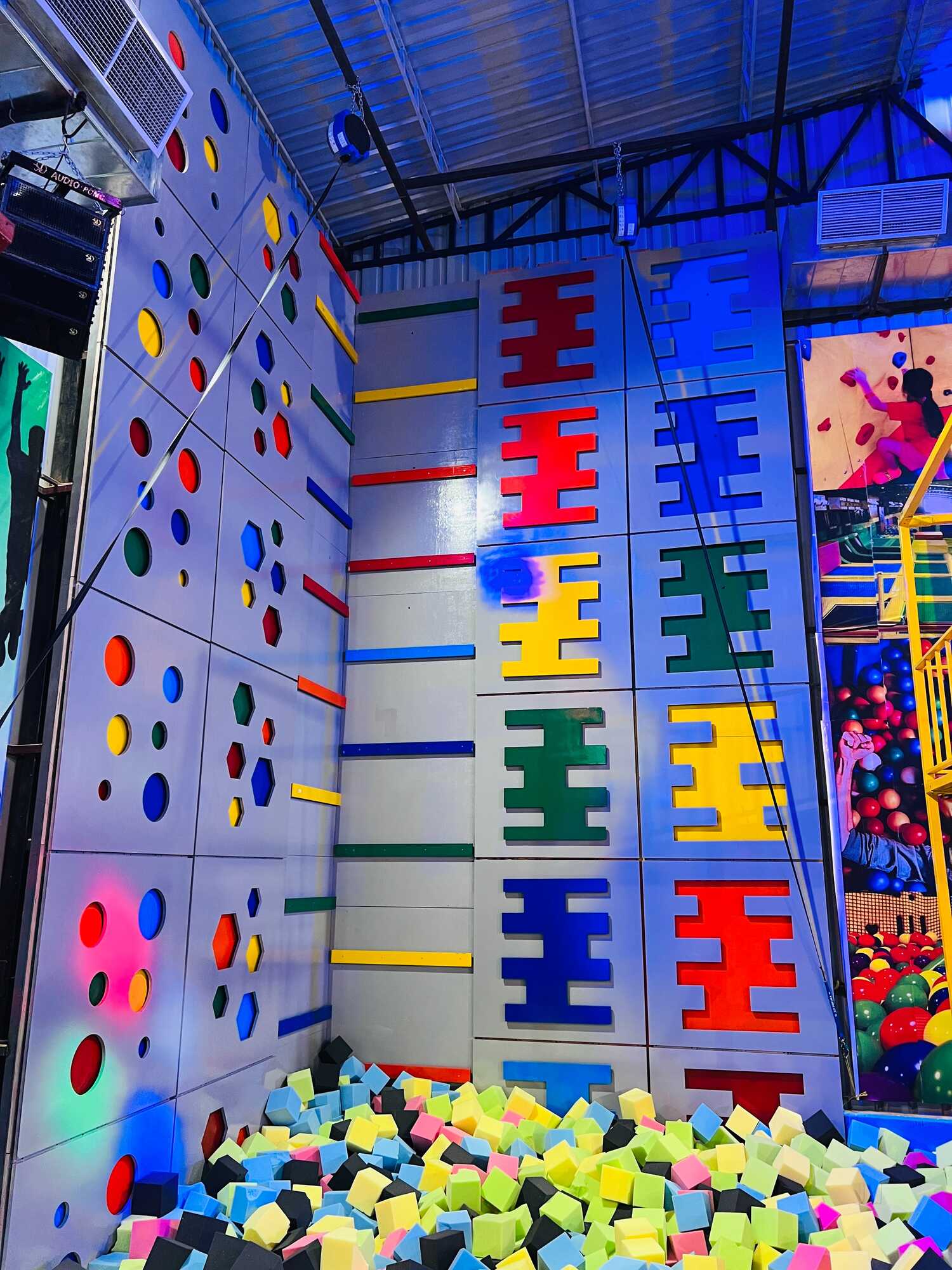 Jump Parks in Nankude Vasti