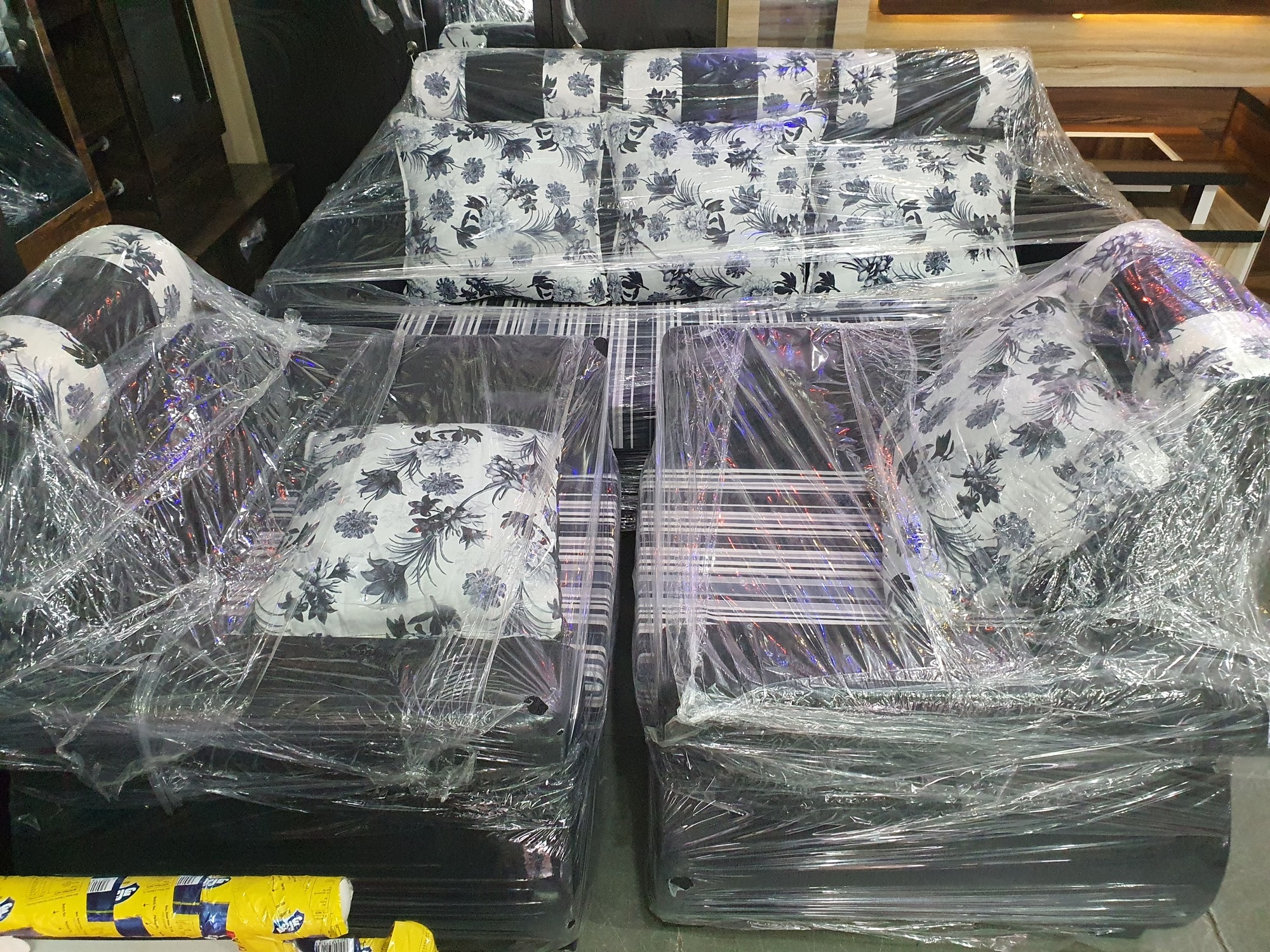 Catalogue Laxmi Steel House And Wooden Furniture in Ravet , Pune