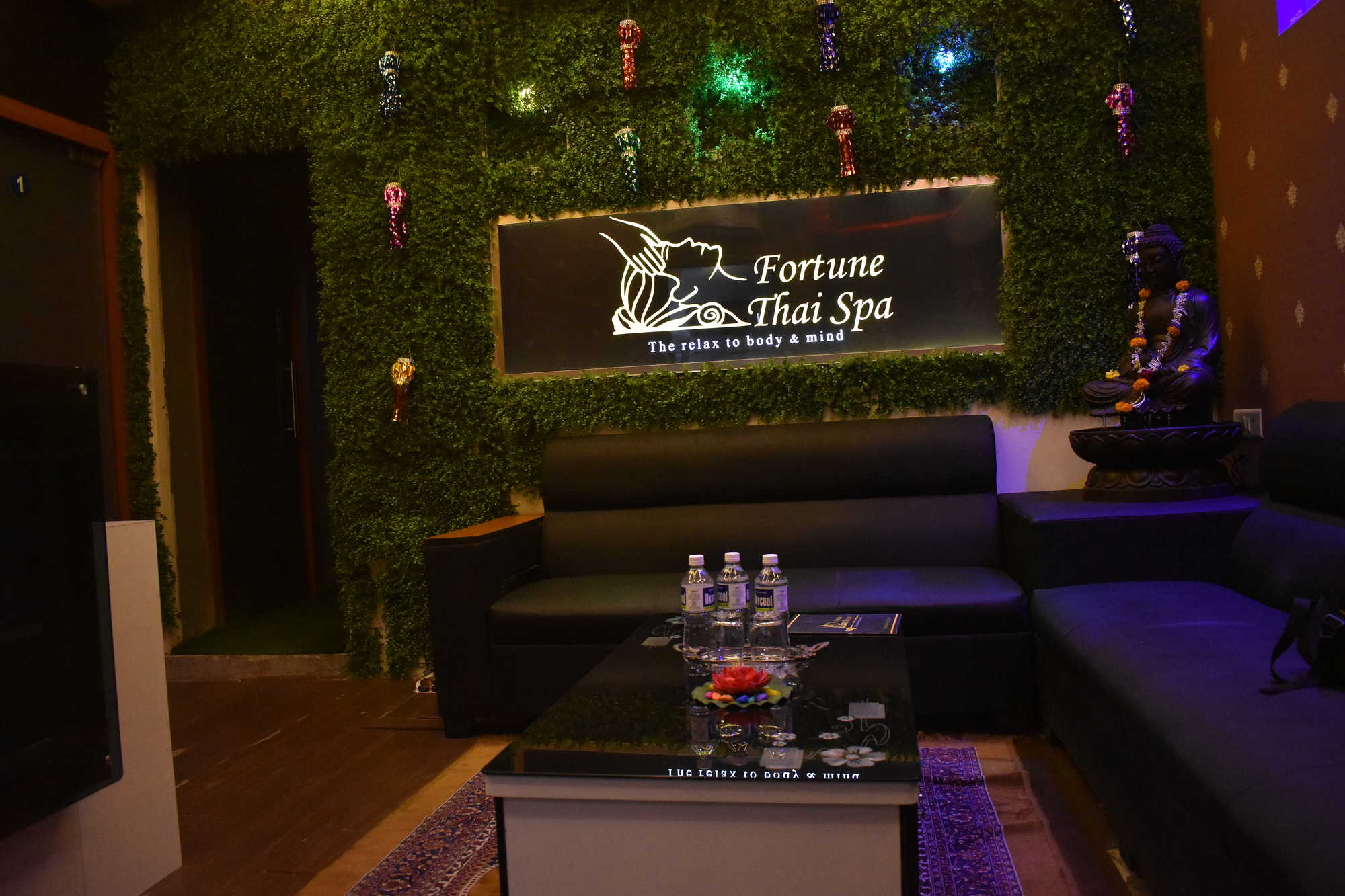 Royal spa koregaon park Clearance