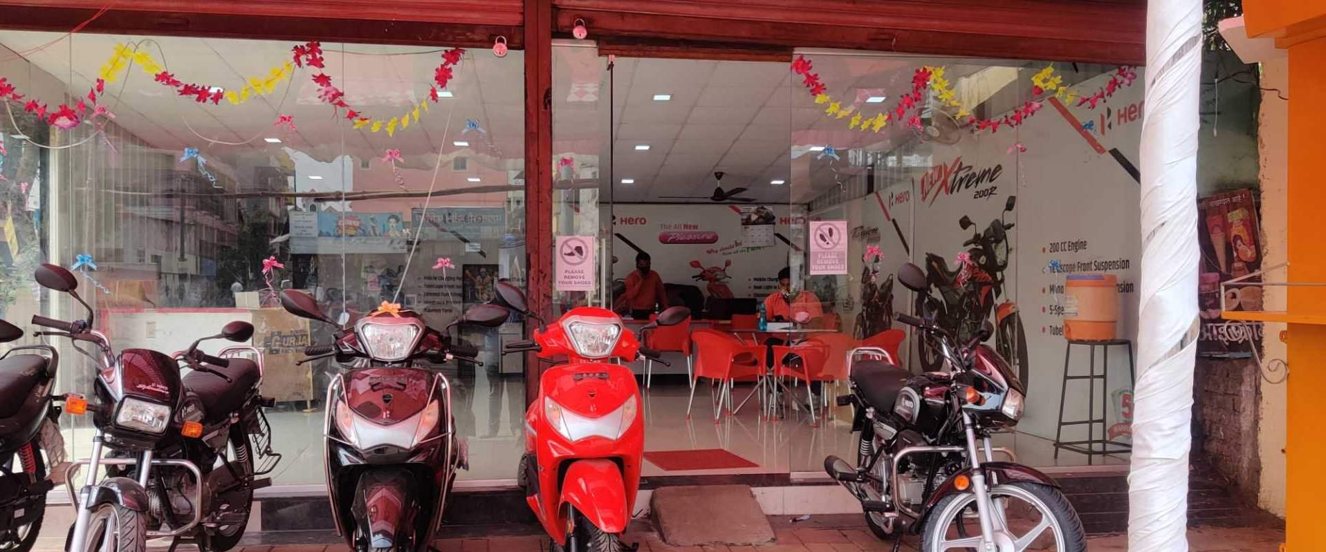 hero showroom vishrantwadi