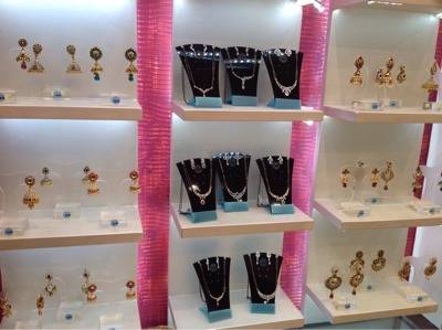 sia jewellery store