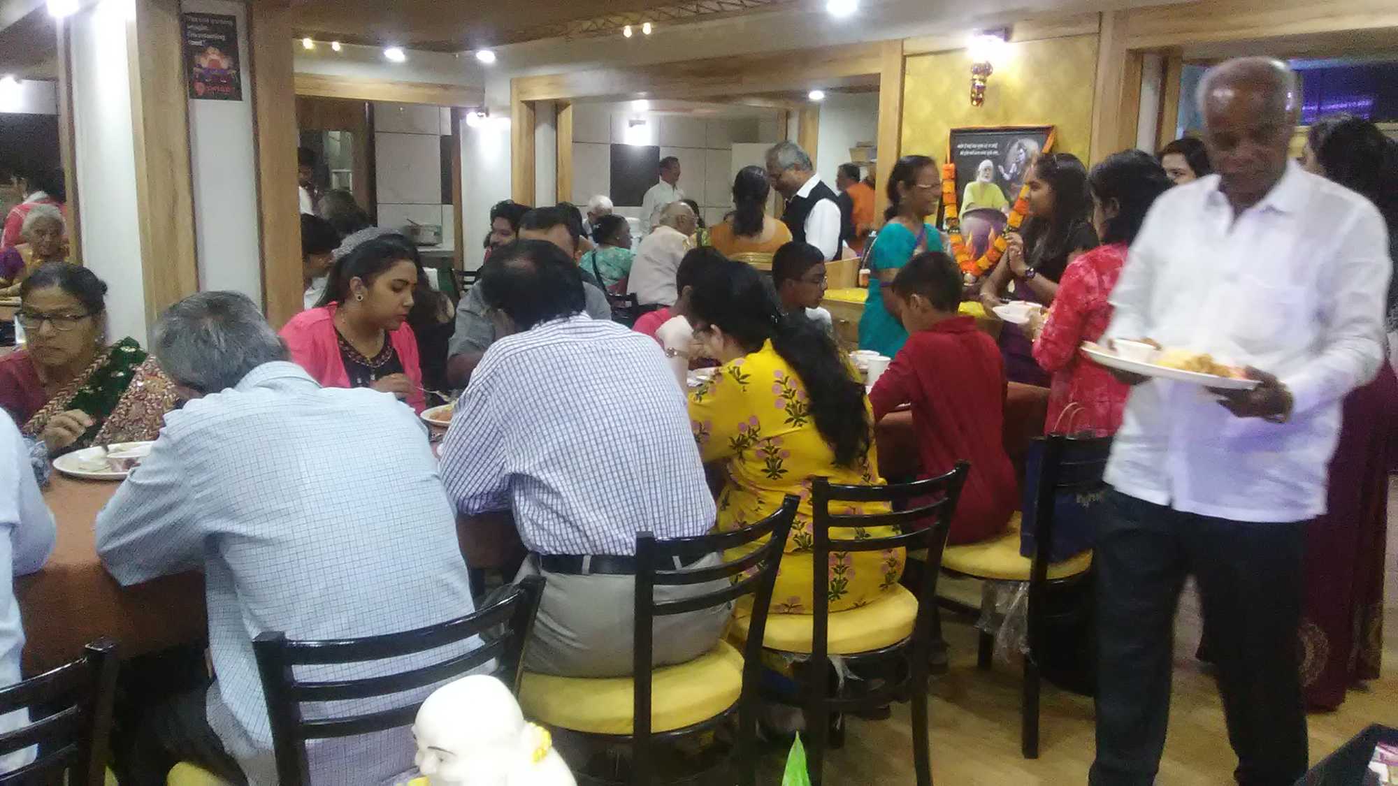 Times Square Restaurant And Banquet Hall Camp Pune Chinese Sea Food North Indian Maharashtrian Fast Food In Pune Elister
