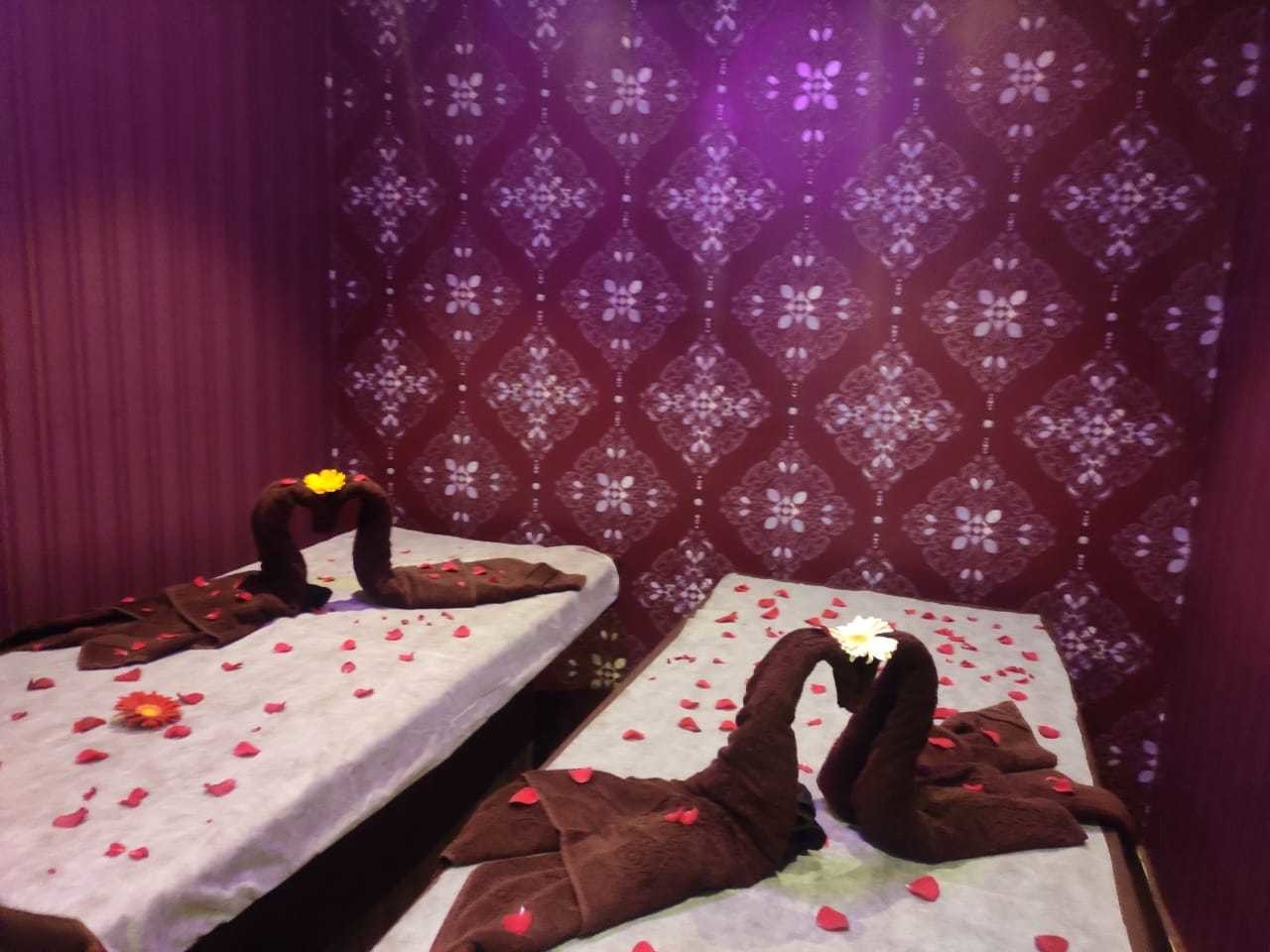 Royal spa koregaon park Clearance