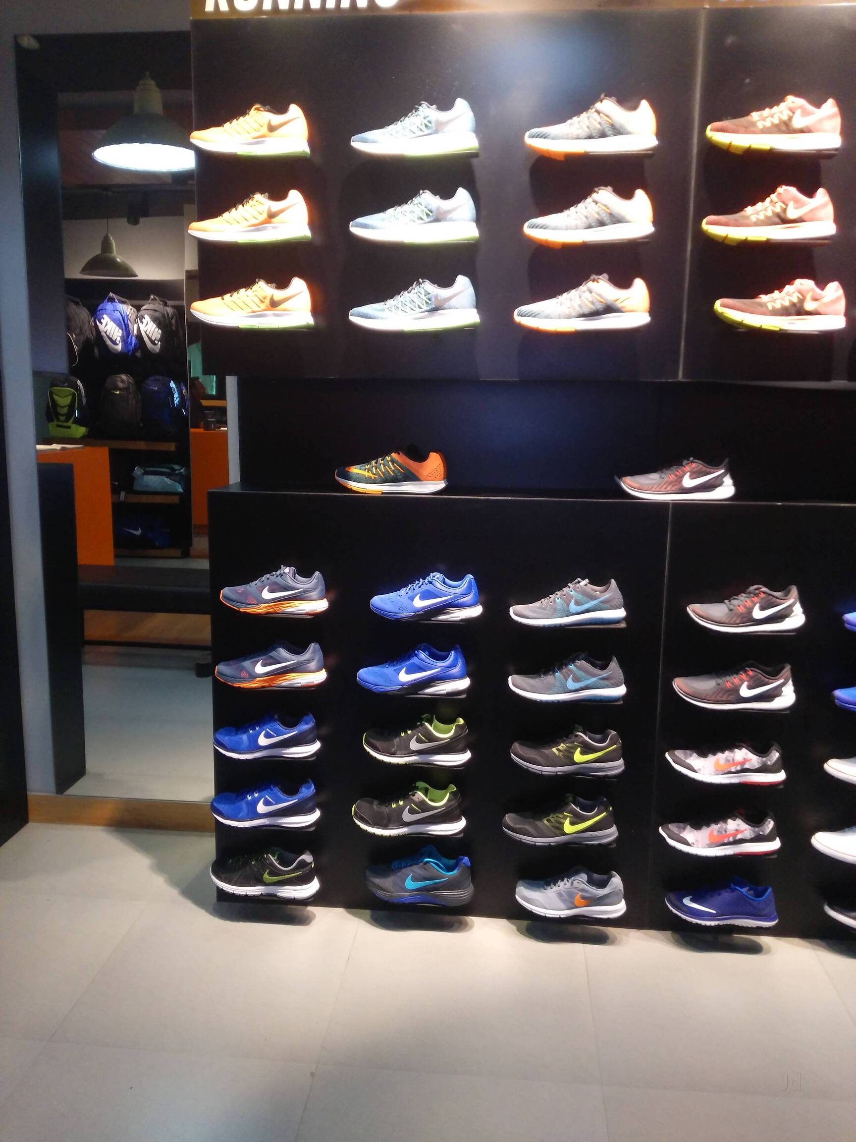 nike store mn