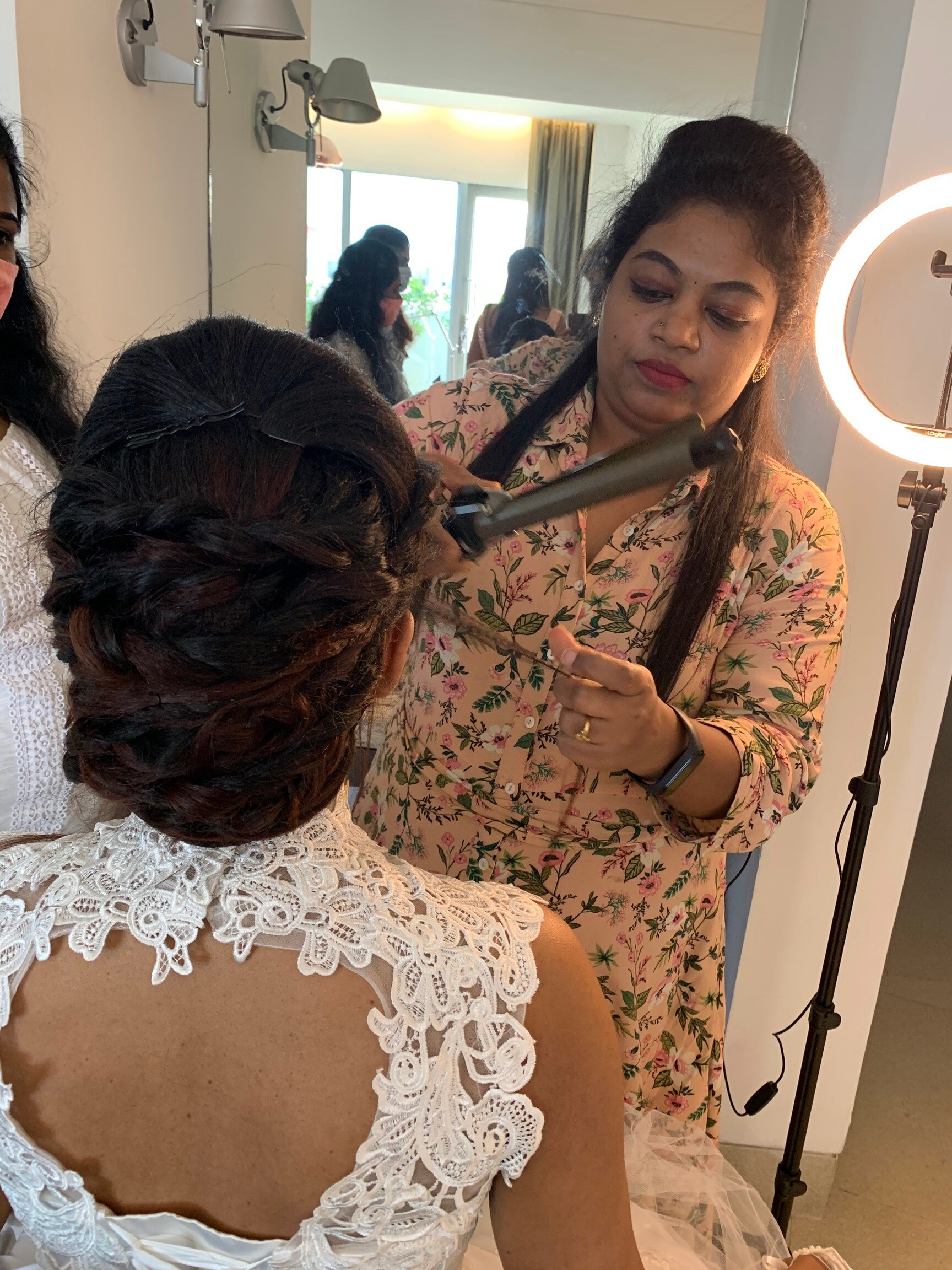 Top Beauty Parlours in Mahatma Gandhi Road,Secunderabad Best Ladies Beauty Parlours near me