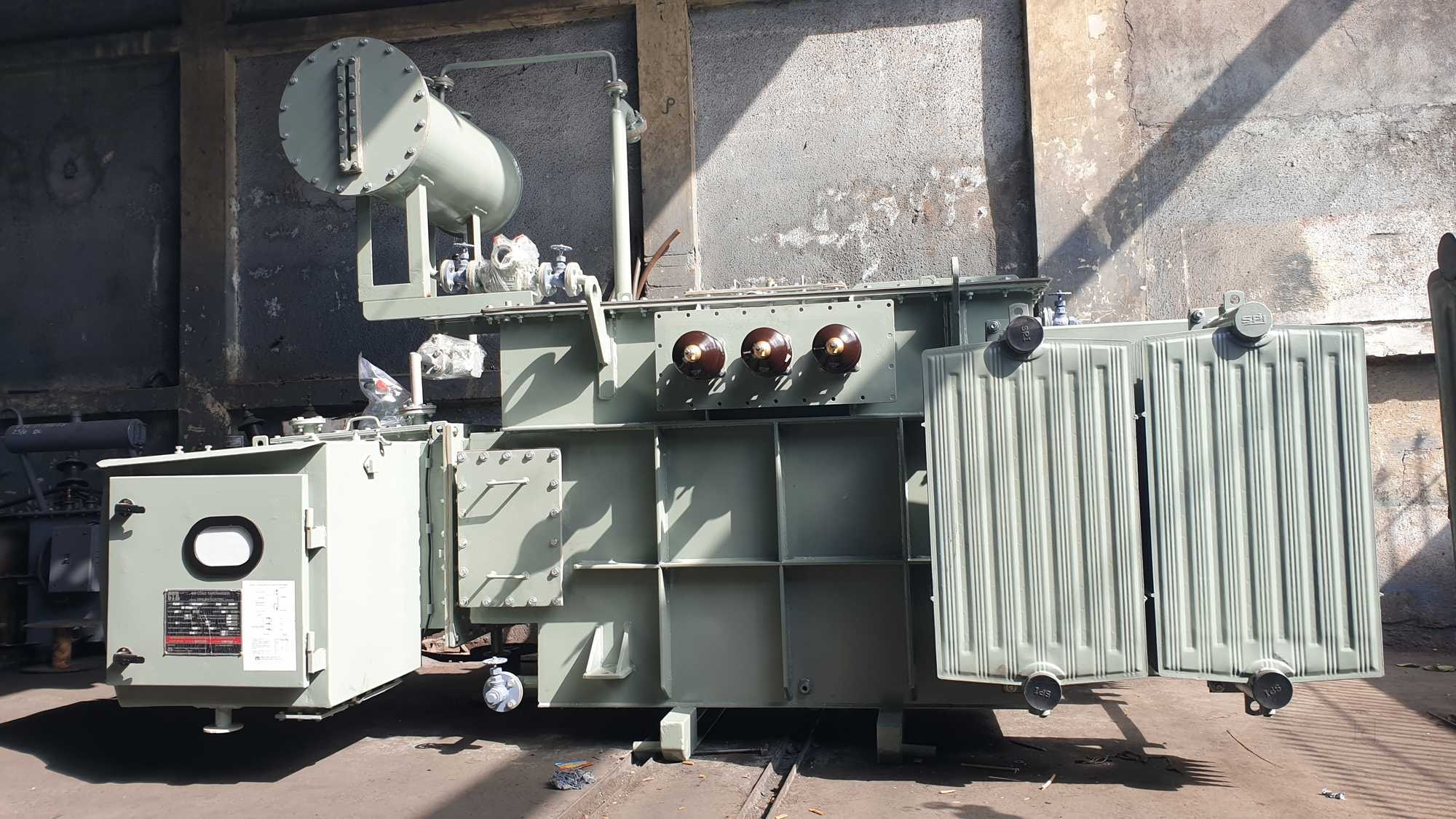 Mastni eshakka siqish uning uchun jasoratdir