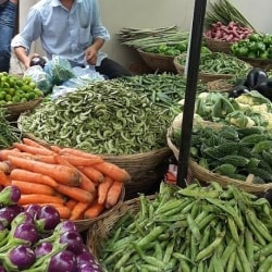 Sahanwaz Vegetables Market in Mahidharpura,Surat - Best Vegetable ...