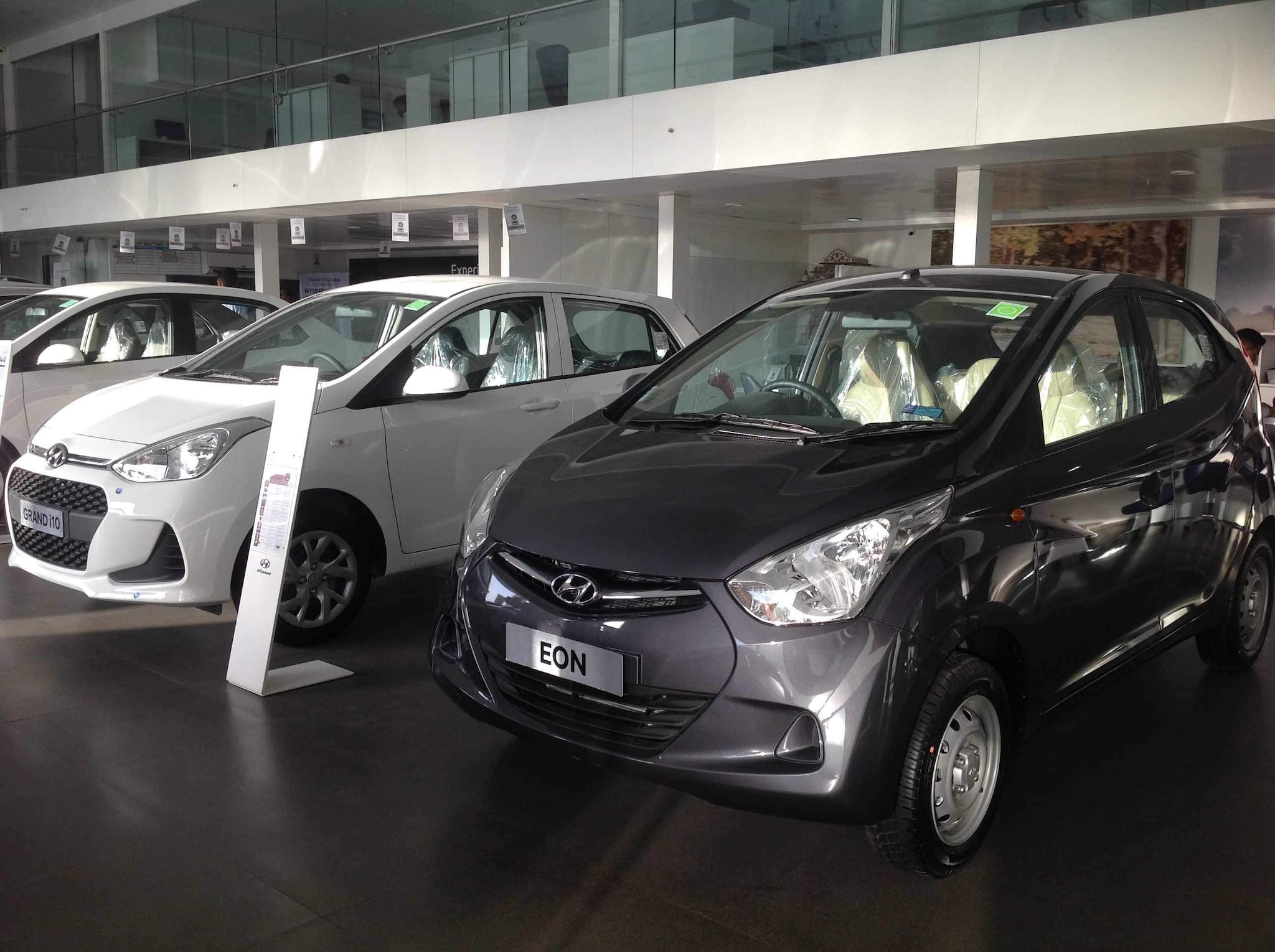 Top Hyundai Electric Car Dealers in Bhavnagar Best Hyundai Electric