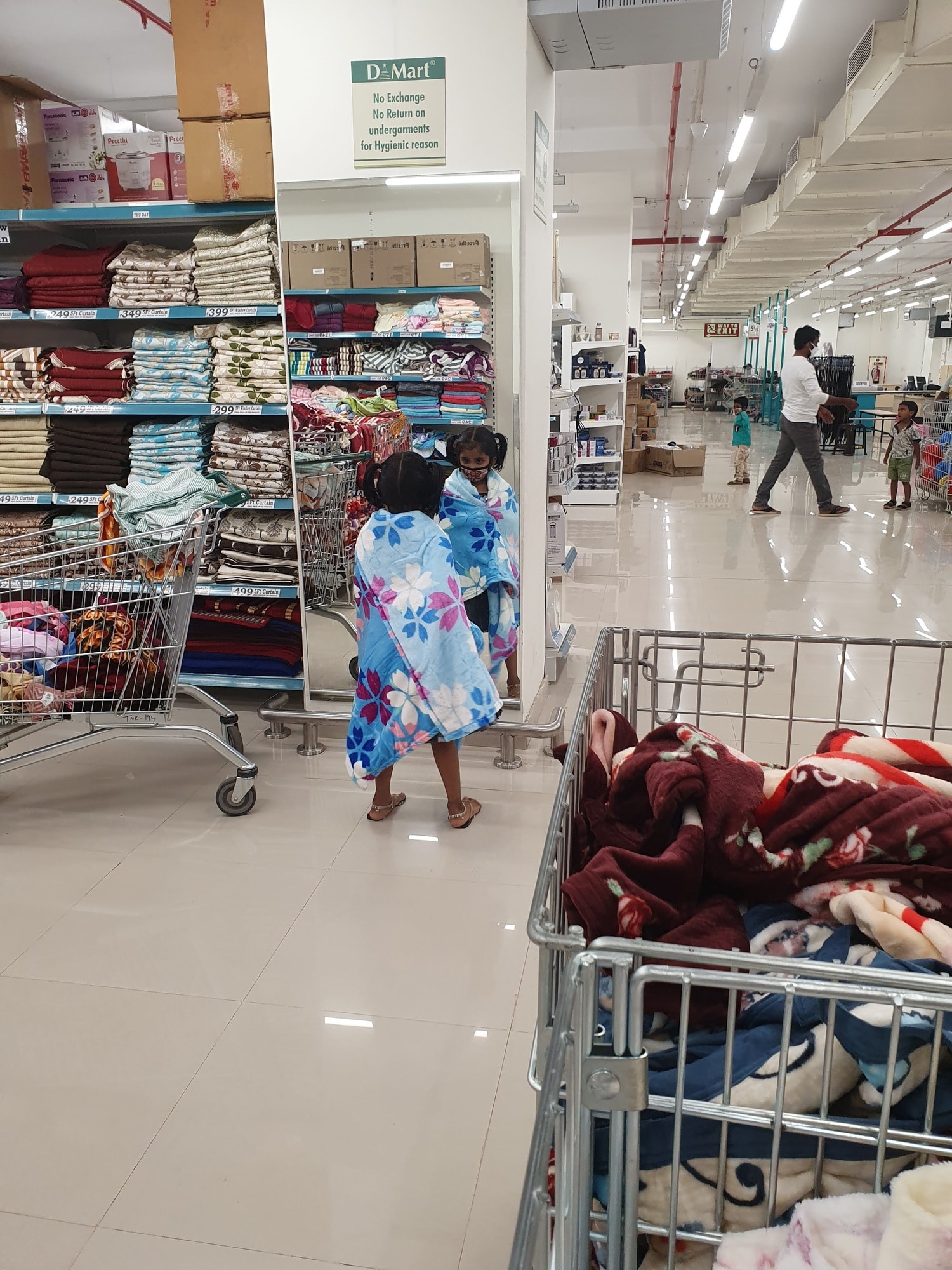 Shaving Razor in Krishna Smooth, Precise Durable Justdial