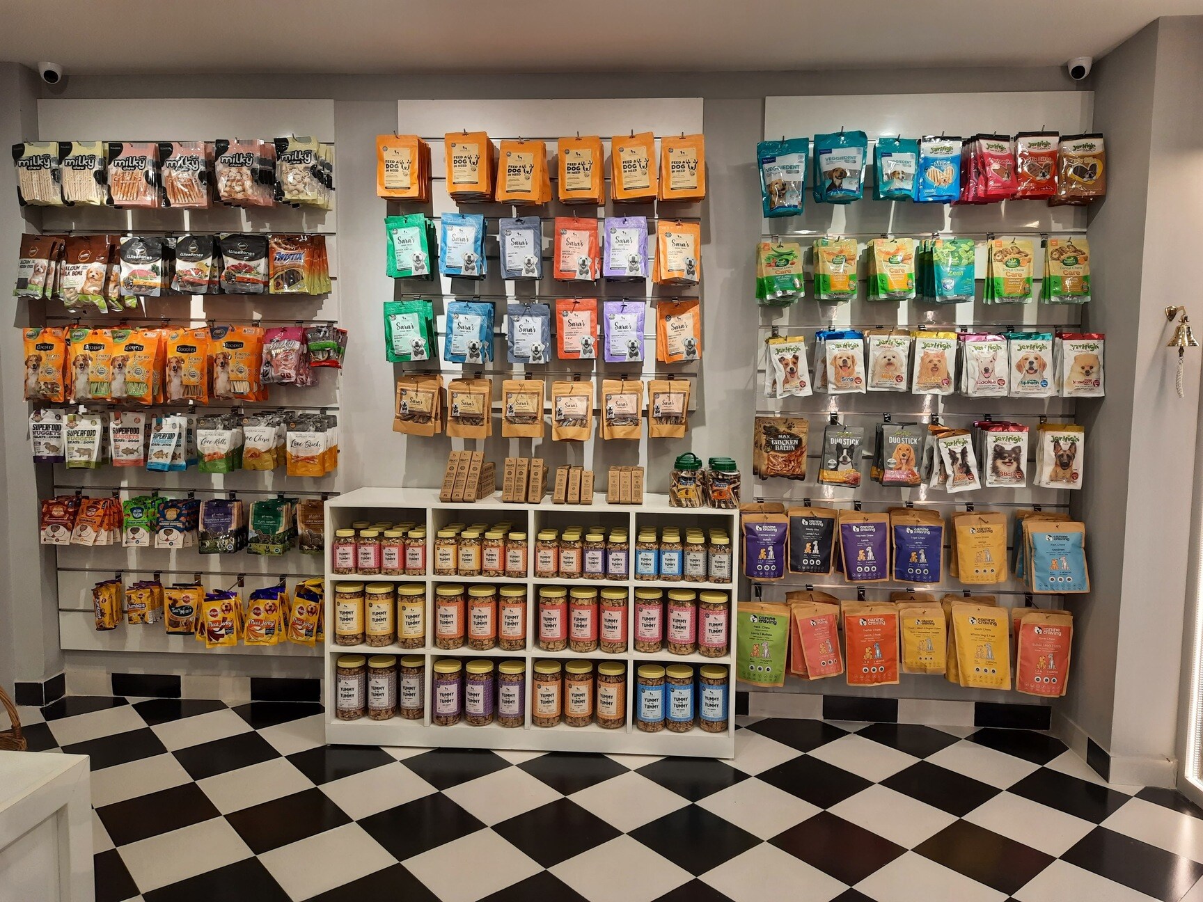 Find list of Heads Up For Tails in Ausa, Latur near me Justdial