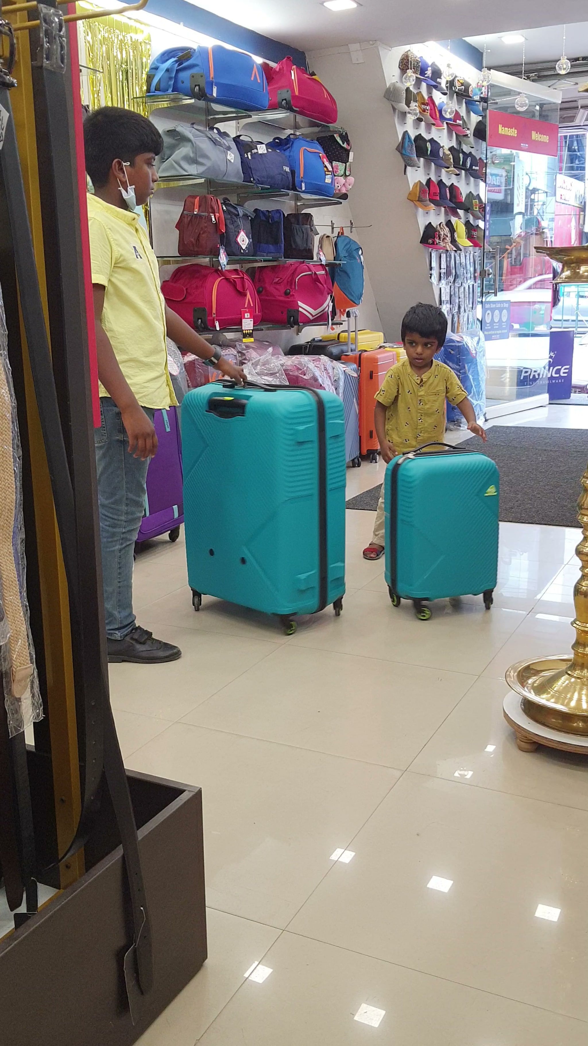 Share more than 137 bag world trivandrum super hot kidsdream.edu.vn