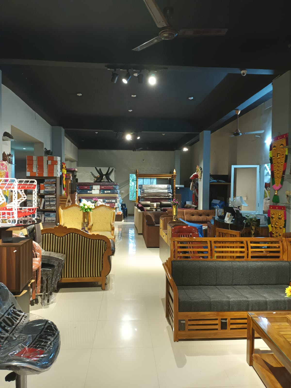 Drawer Table in Thiruvananthapuram Stylish, Functional Space - Main Image
