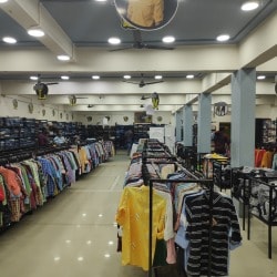 Suxus in Vannarpettai,Tirunelveli - Men Readymade Garment