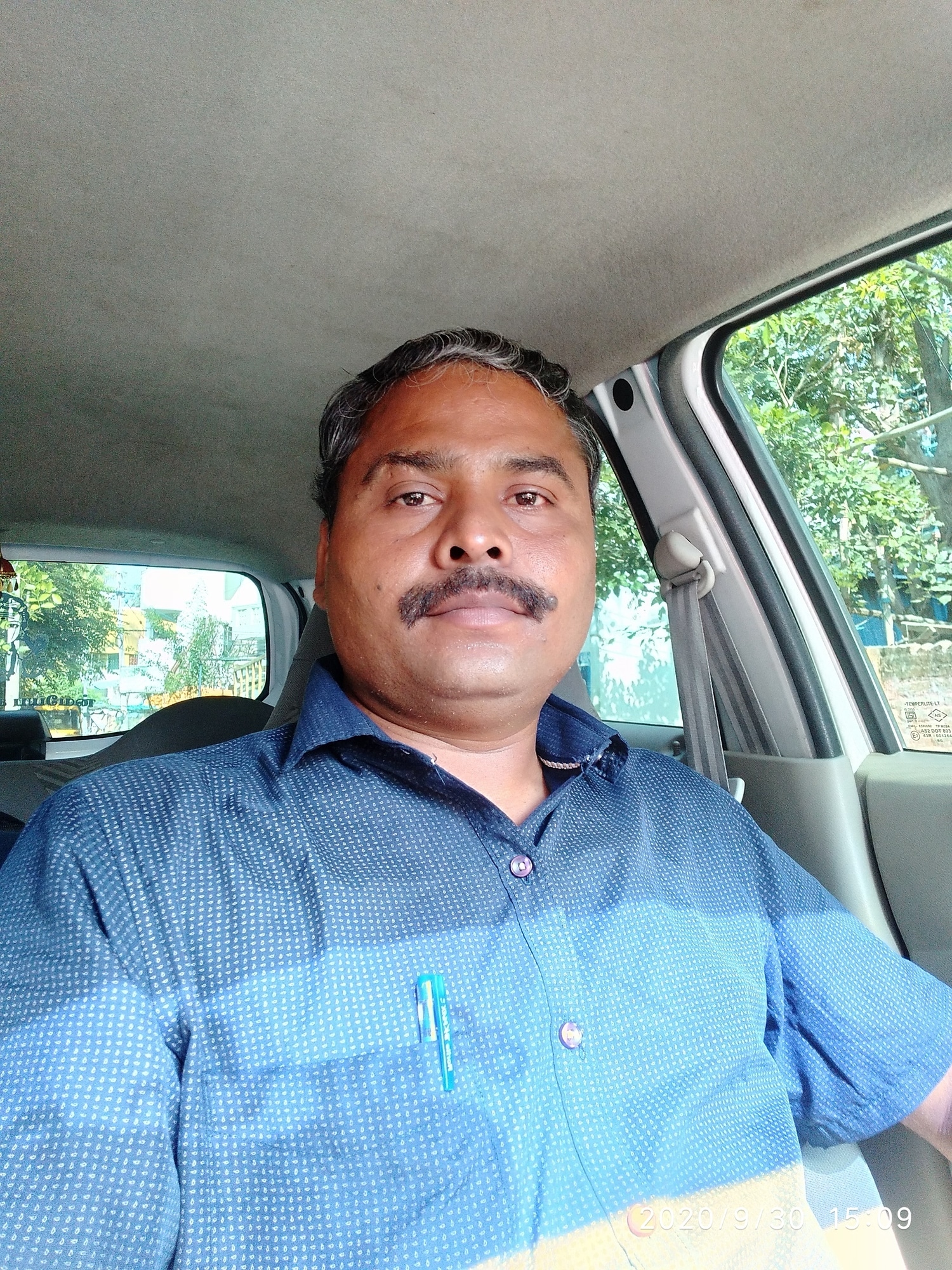 Bajaj 270043 750 W Pop Up Toaster Multicolor in Trichy Dealers