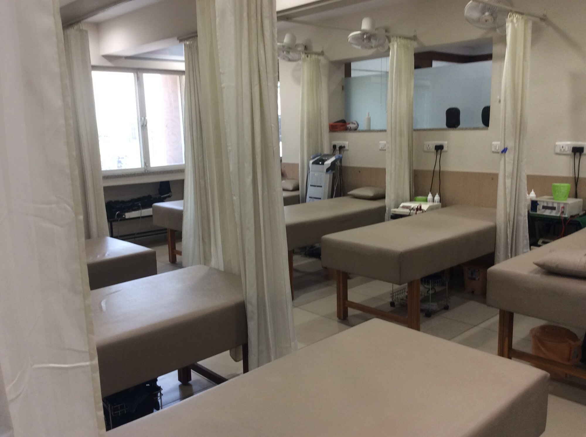 Top Orthopaedic Physiotherapists in Subhanpura Best Physiotherapy