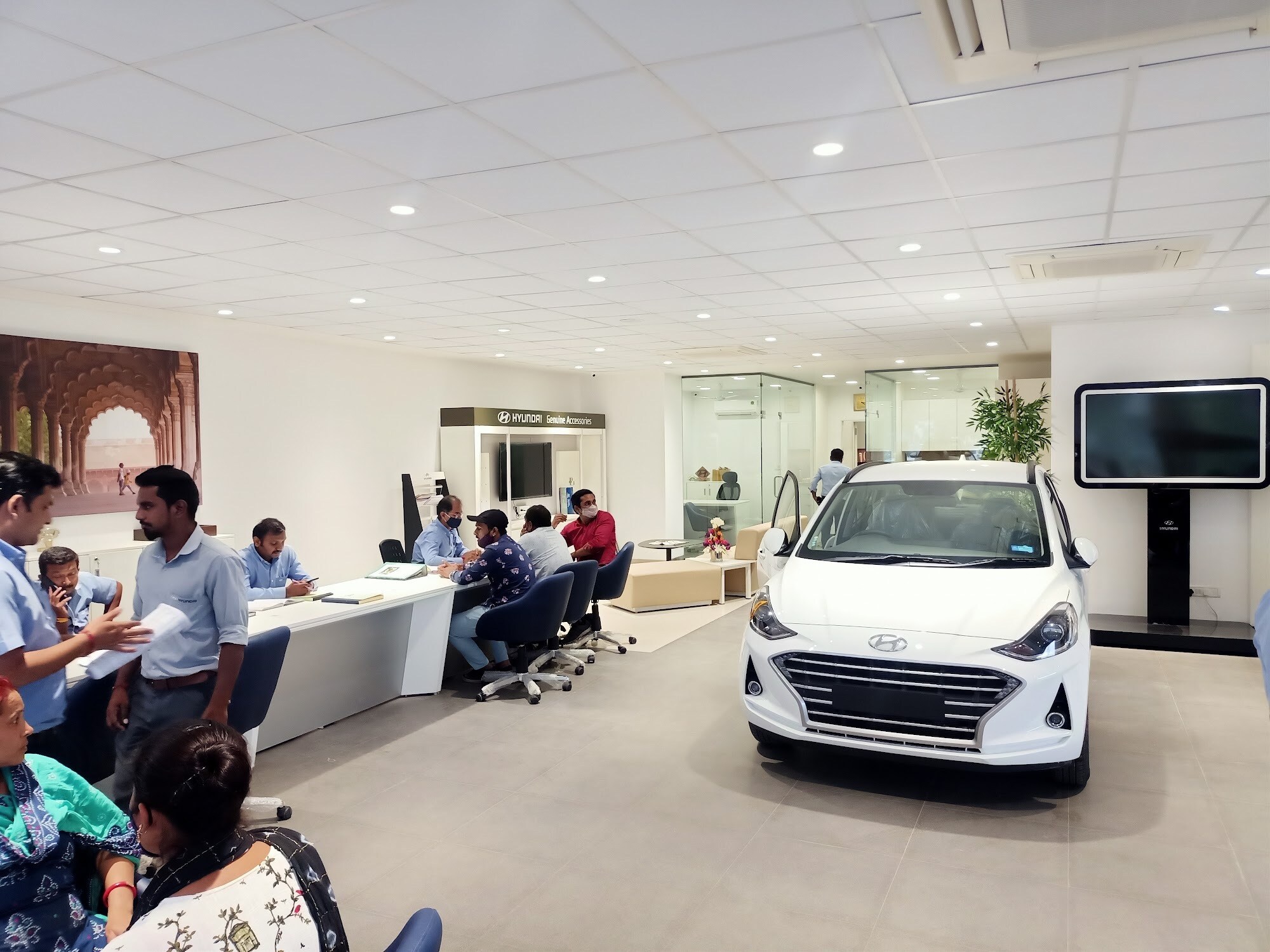 Top Hyundai Electric Car Dealers in Laheripura Best Hyundai Electric
