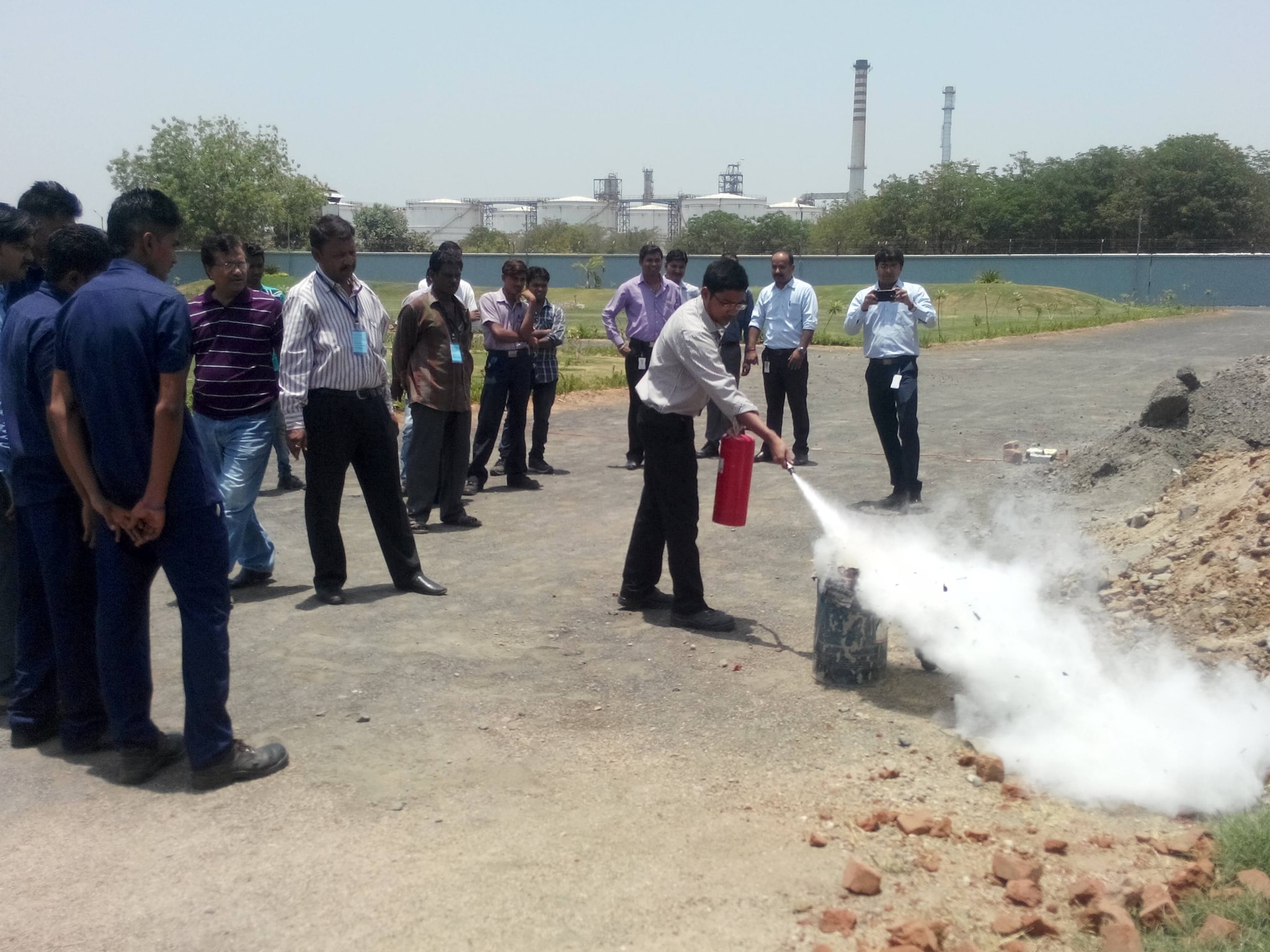 Top 100 Fire Extinguisher Dealers in Manjalpur Best Fire Extinguisher Suppliers Vadodara
