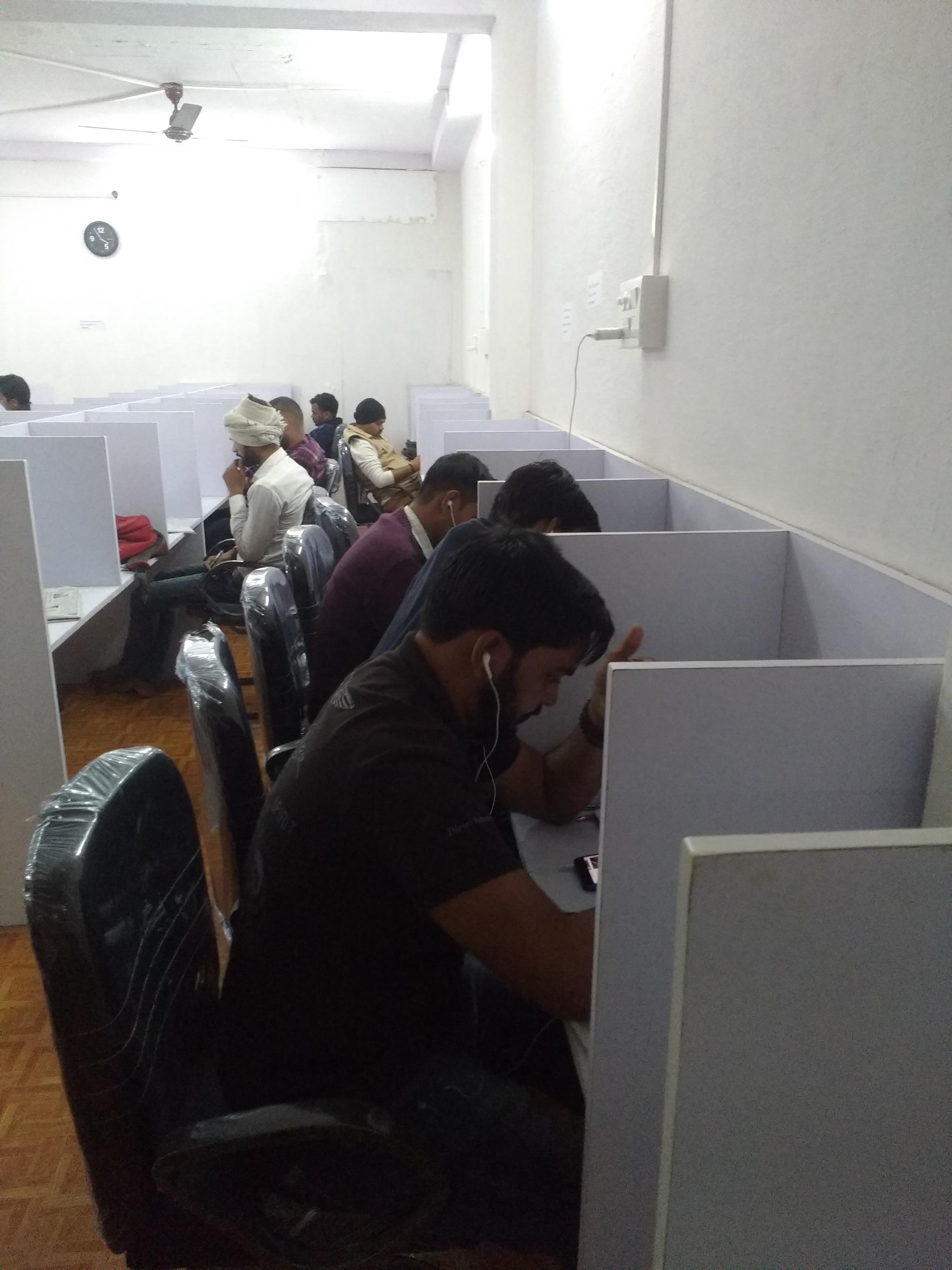 Anant Services Library & Study Hall 6