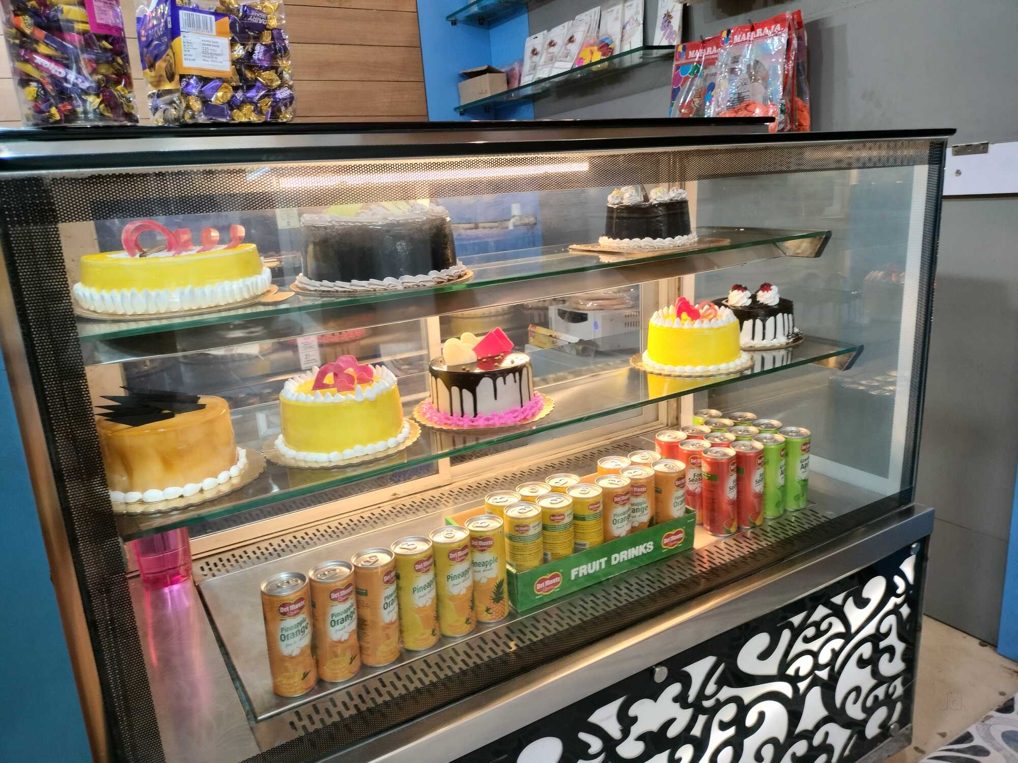 Top Merwans Cake Shops in Varanasi Best Merwans Cake Shops near me