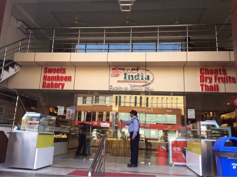 Sweet India - Daba Gardens