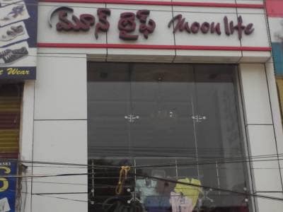 ARISTOCRAT Polycarbonate Duffle Trolley Bag ARISTOCRAT