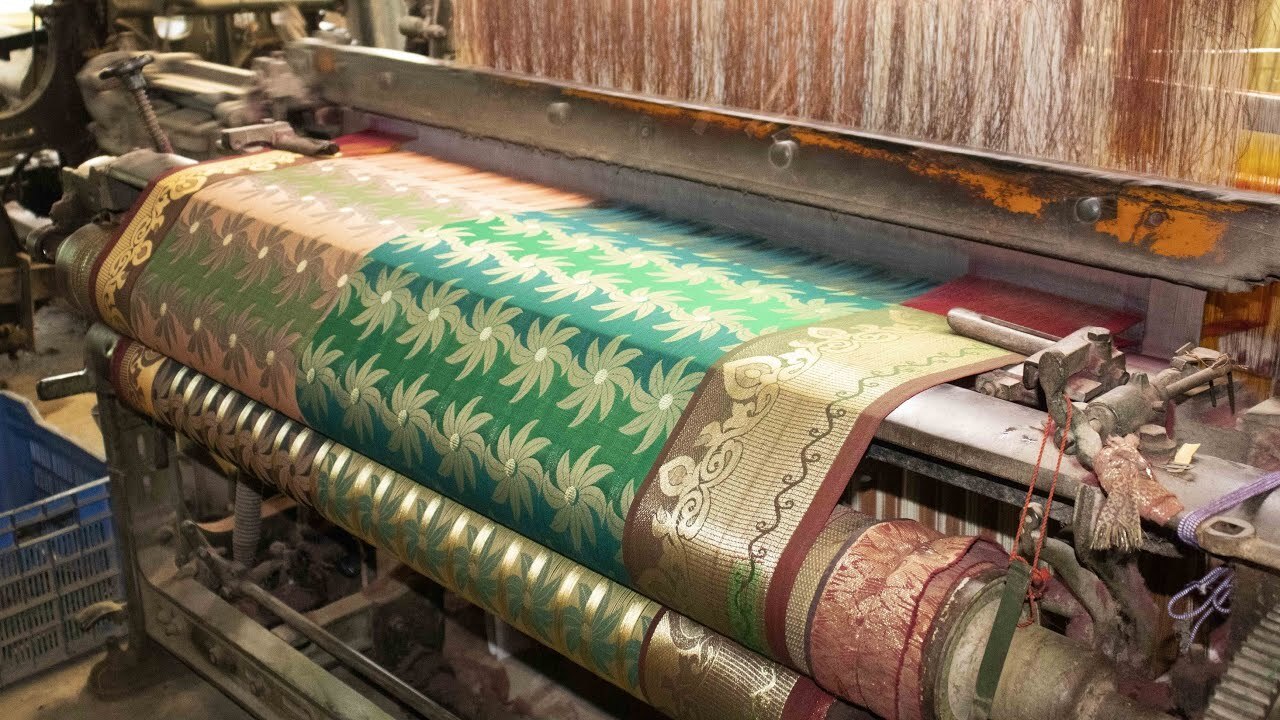 Fully Automatic Jacquard Weaving Machine for Textile Industry with 100 kg Capacity in Mumbai at ₹ 20,000 - ₹ 2.40 L / Pc by SVG Fashions Ltd - Justdial