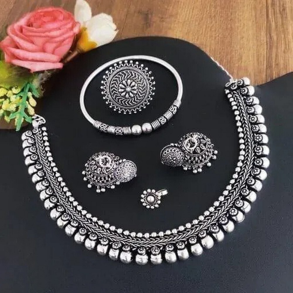 Silver Necklace - Achari in puducherry