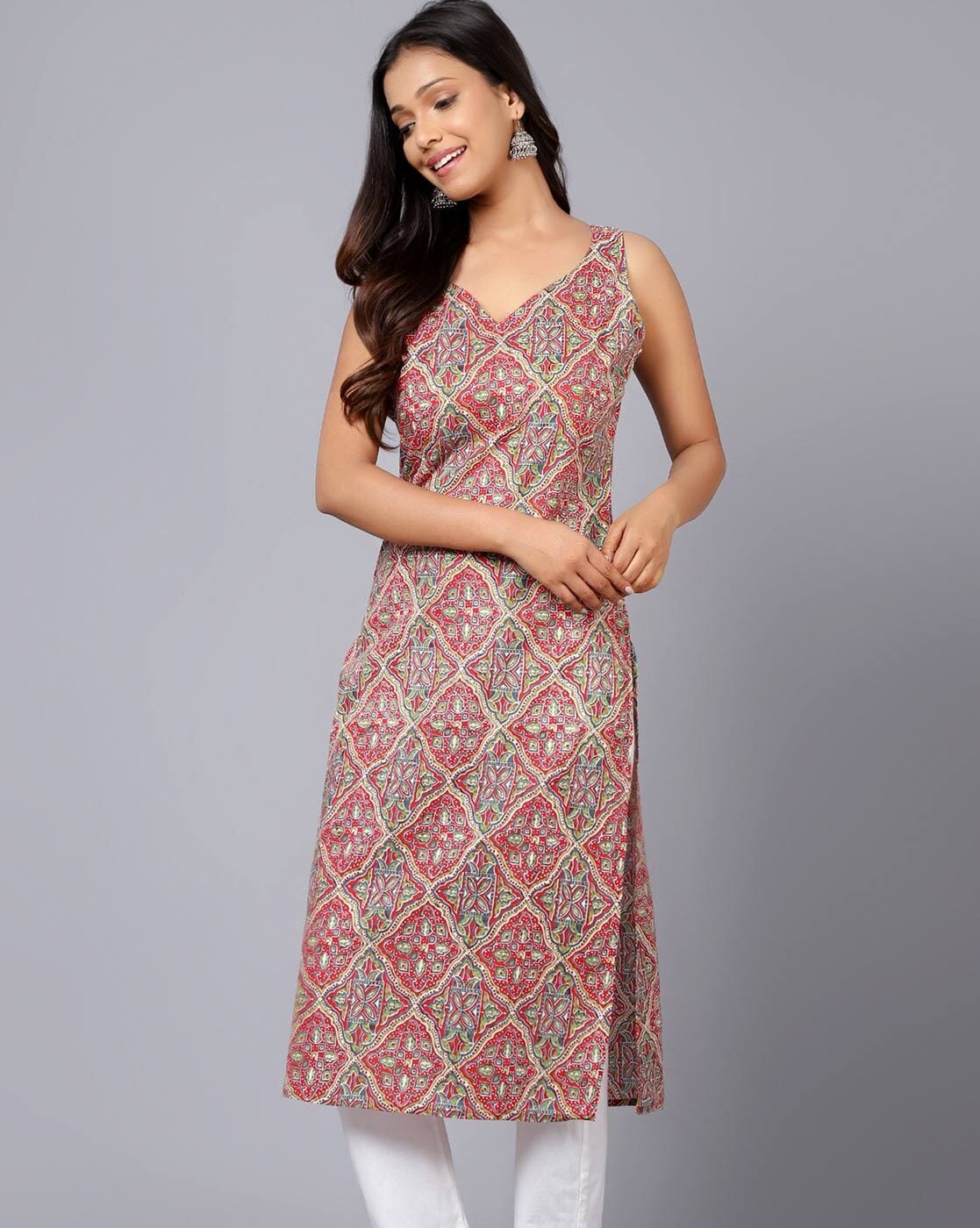 Cotton Printed Floral Kurti, Half/Three Fourth Sleeves, V Neck