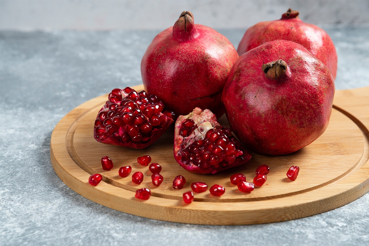 Pomegranate Fruit in Pune at ₹ 69 ₹ 204 Kg by Aapri Services