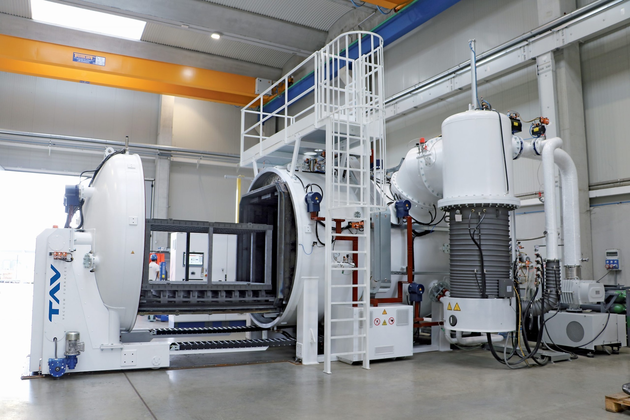 Electric Three Phase 5000W Stainless Steel Vacuum Furnace in