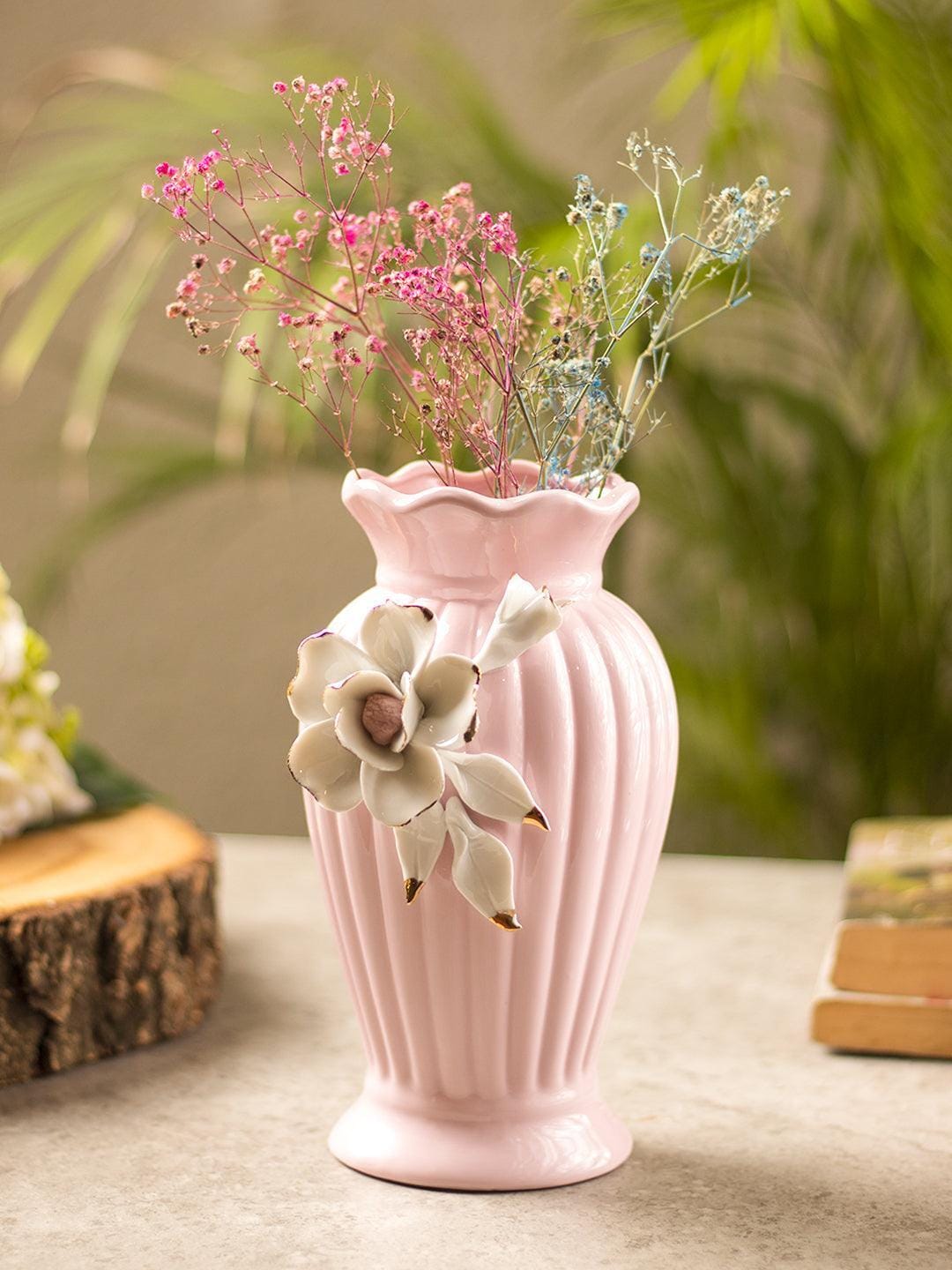 Brass Flower Vase in Moradabad at ₹ 304 / Unit by Aleeza