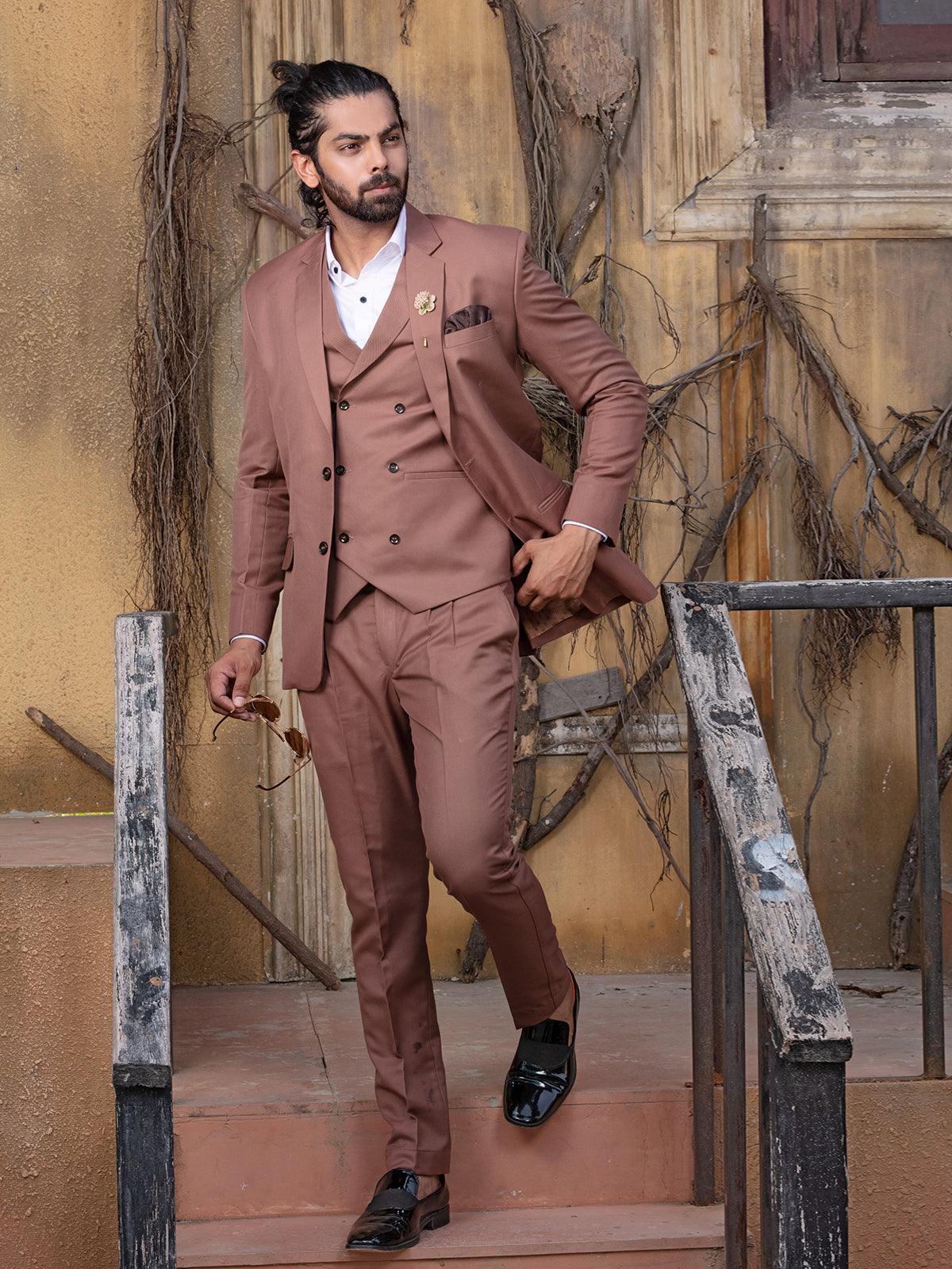 Gents Suit in Delhi at ₹ 2,001 ₹ 2,210 Unit by Sunrays