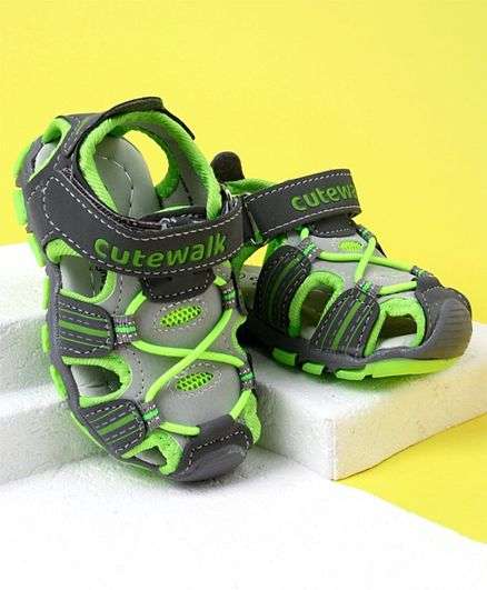 cute walk by babyhug sandals