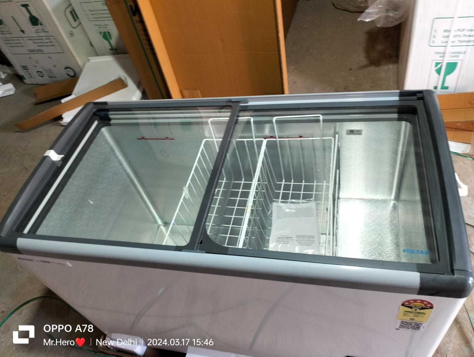 GT 340 GA5 VOLTAS DEEP FREEZER in Delhi at ₹ 27,000 / Pc by Jsr