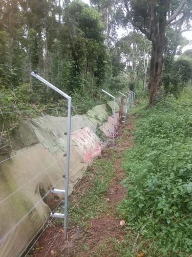 8FEET Galvanized Iron Solar Fencing For Agricultural Land, For