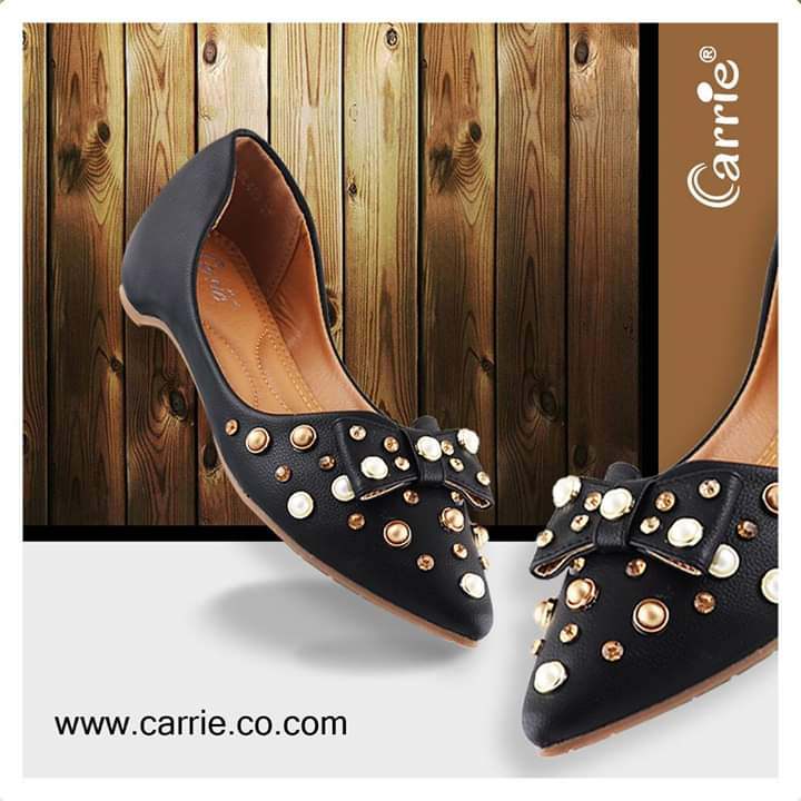 carrie chappals