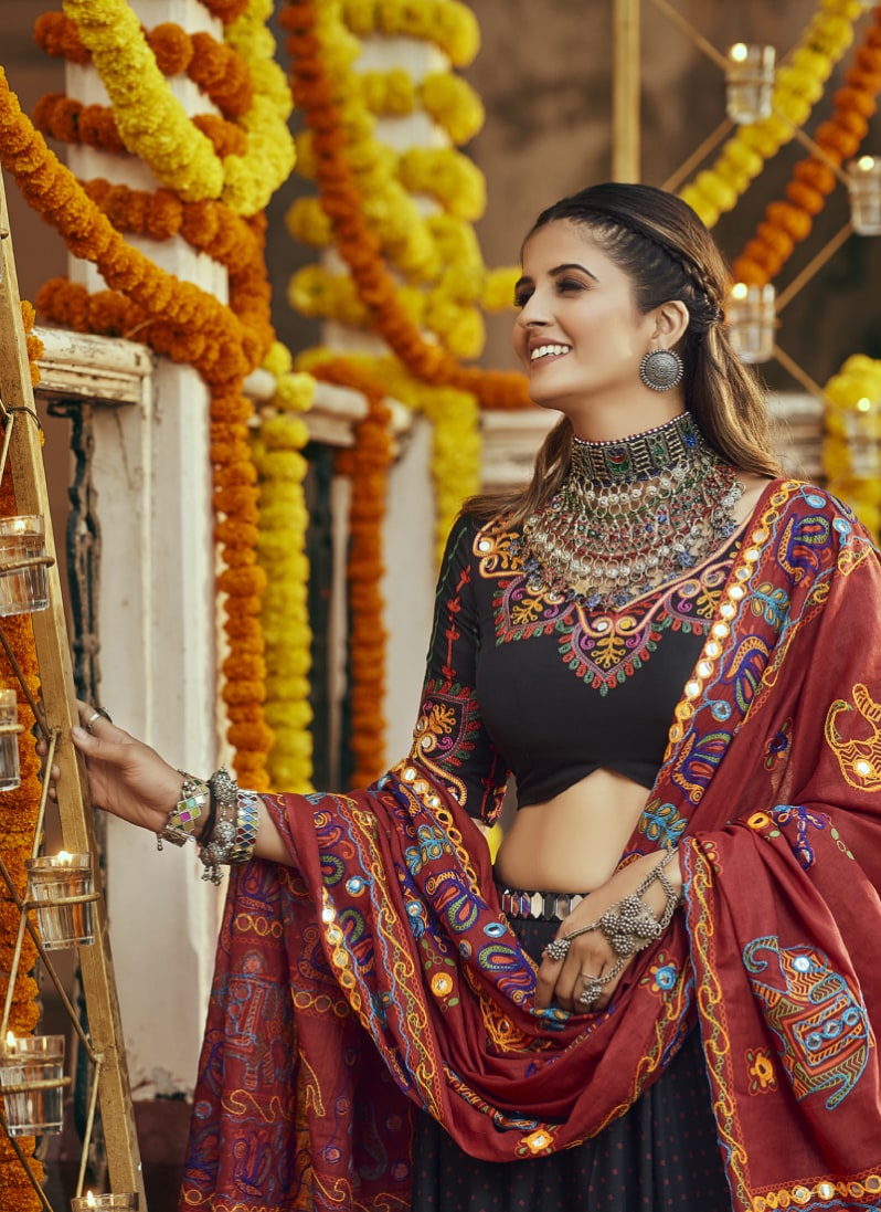 chinese dress ladies Wonderful White Gujarati Navratri Chaniya Choli with Embroidered Blous –  Mangaldeep NX main image 0