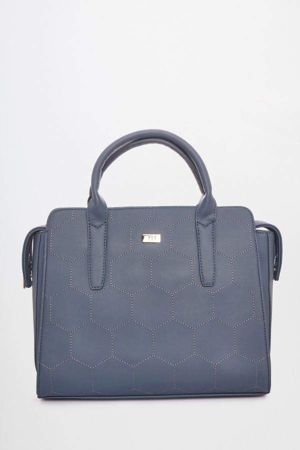 HP Pavilion Spice 600B Backpack (9FR53PA) in Surat at ₹ 4,274