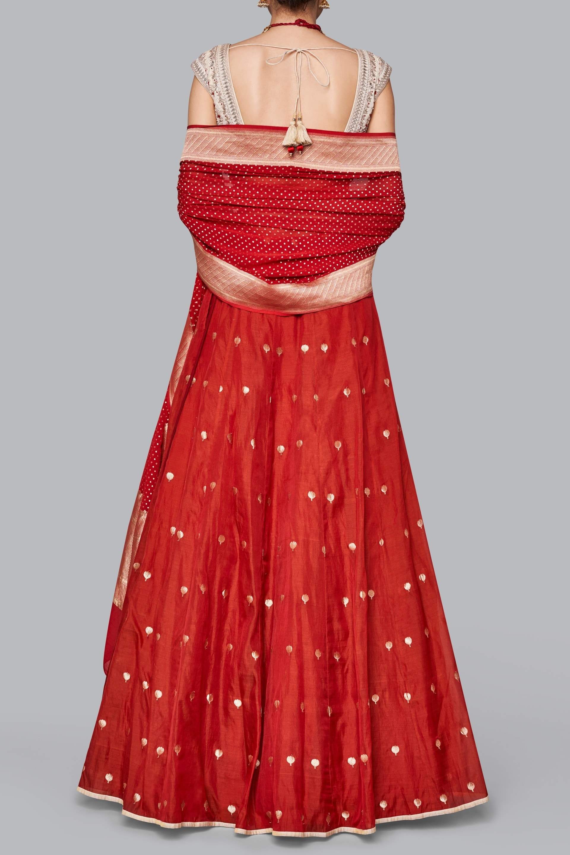 Anita Dongre Womens Mahika Lehenga (NA) in Mumbai at ₹ L