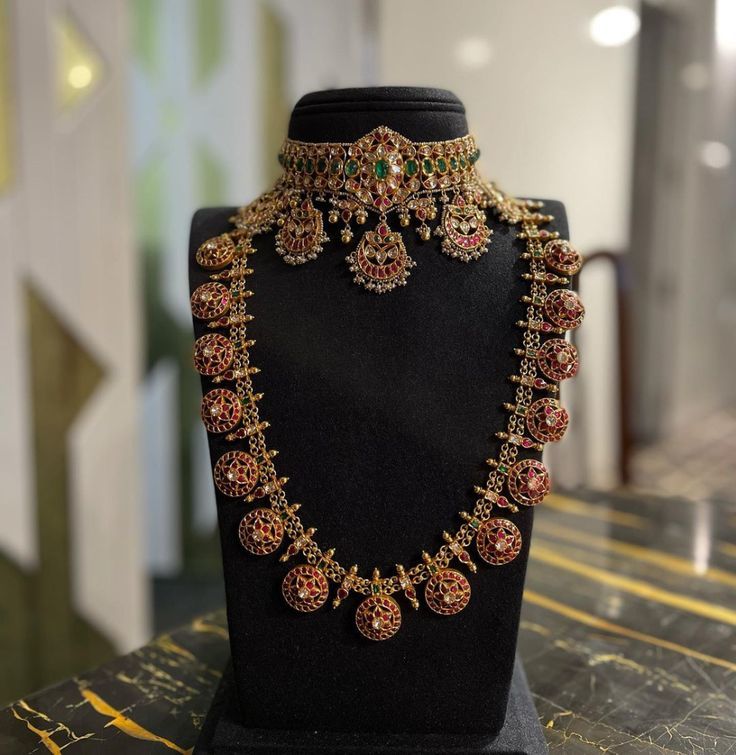 Antique Jewelry Necklace Set For Bridal in Delhi at ₹ 300