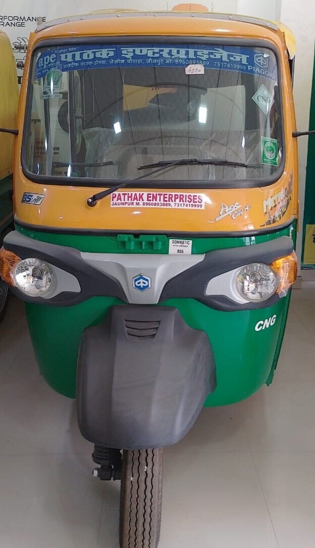 Ape Piaggio Auto- Ape CITY+ METROO CNG Multi-coloured Seat 36