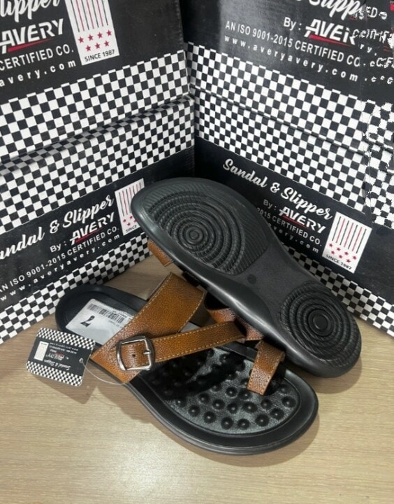 Avery Leather Mens Casual Sandals (Black And Brown) in Agra at