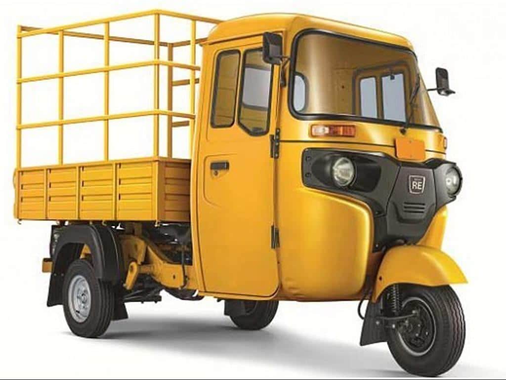 Bajaj Maxima Yellow Commercial Vehicle in Delhi at ₹ L