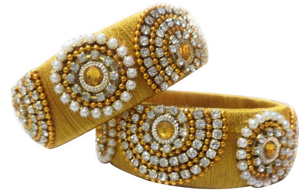 Bangle Set in Barnala at ₹ 600 Set by Renu Silk Thread