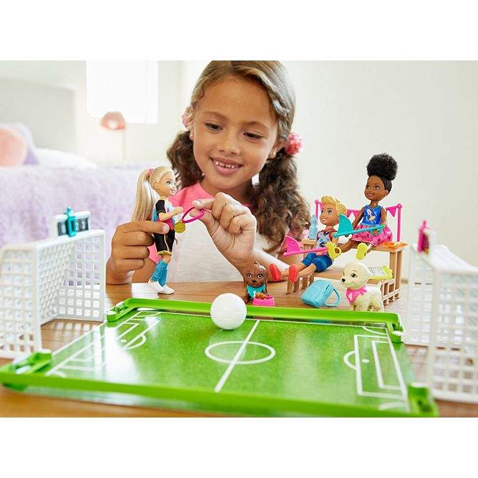 Barbie Dreamhouse Adventures 6- Chelsea Doll and Soccer Playset